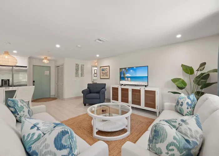 Ground Floor Luxury - Your Choice Of 2 Bikes Or Kayak Rental - Steps To Beach!